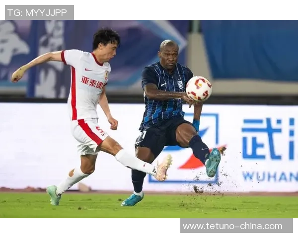 武汉足球队的节奏起伏分析与未来发展展望 武汉足球队的节奏起伏分析与未来发展展望